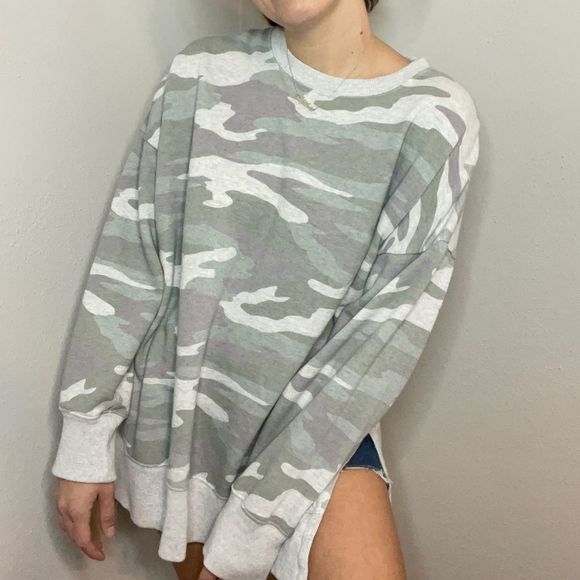 aerie Sweaters - Aerie Oversized Boyfriend Fit Camo Sweatshirt Crewneck